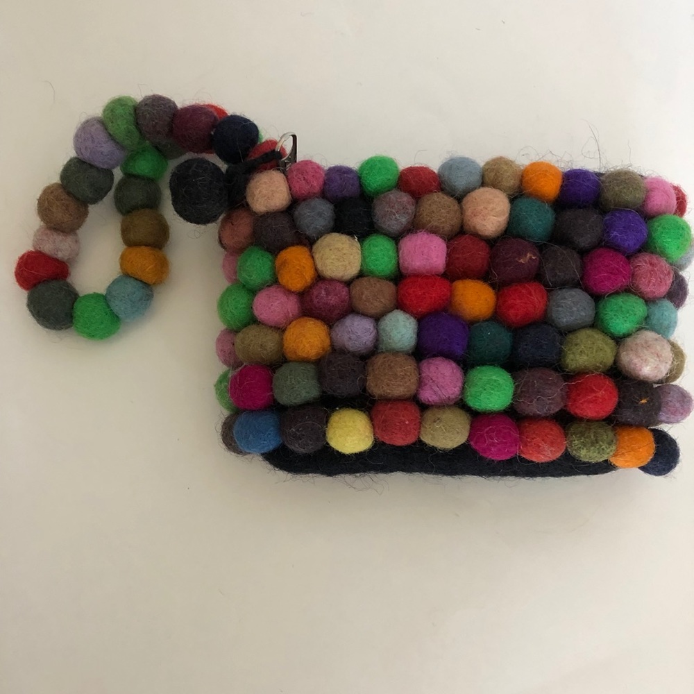Woolen felt purse